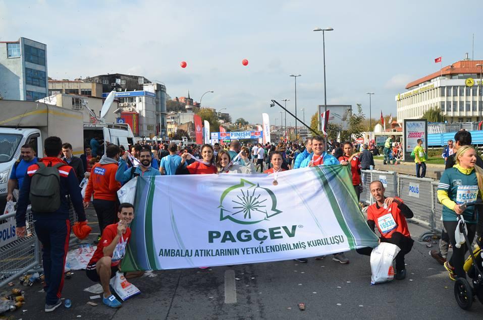 İYİLİK PEŞİNDE KOŞTUK...